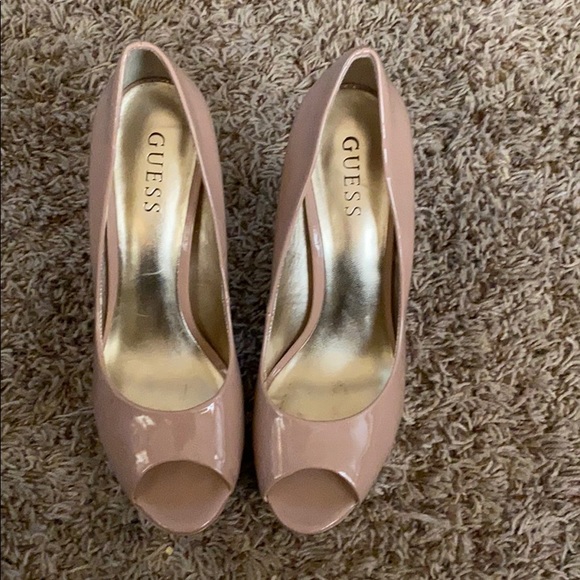 🥰GUESS💕 - Picture 2 of 8